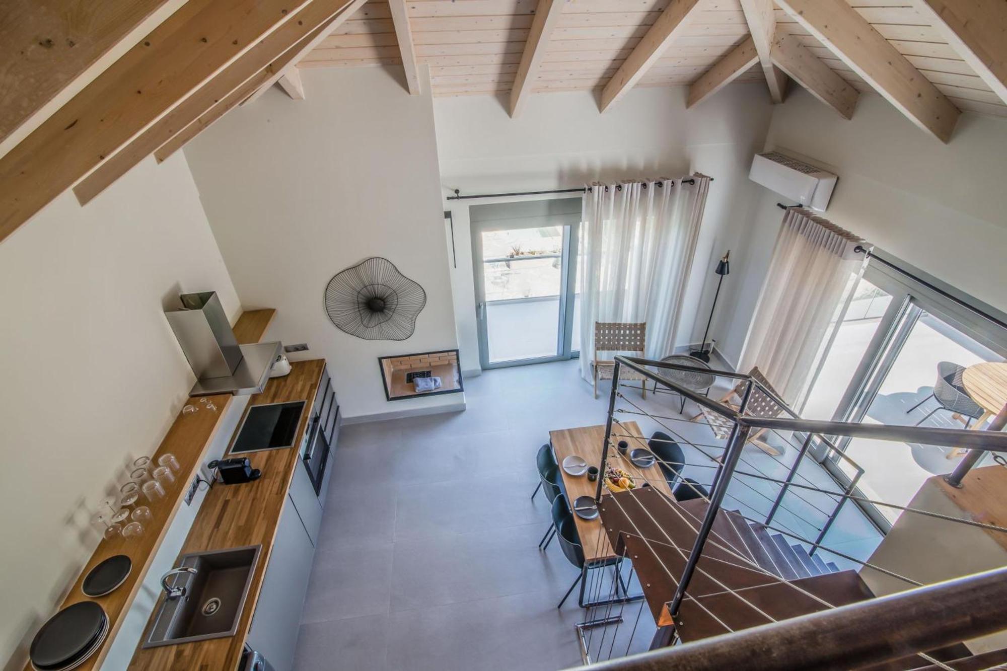 Blue Symphony Suites Apartments Никиана Экстерьер фото